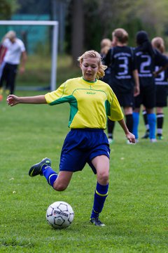 Bild 11 - MC-Juniorinnen TSV Olympia Neumnster - FSC Kaltenkirchen : Ergebnis: 12:1